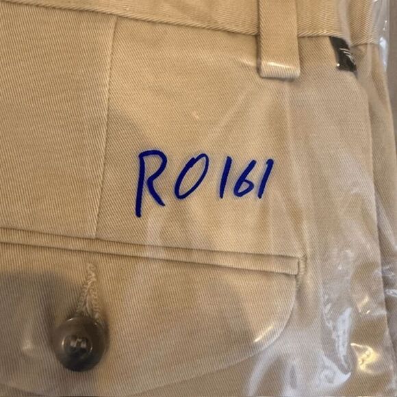 Dockers Odyssey Twill Khaki Trousers Chino Cuffed Pleated Tan Beige Size 36x31 - Picture 13 of 13